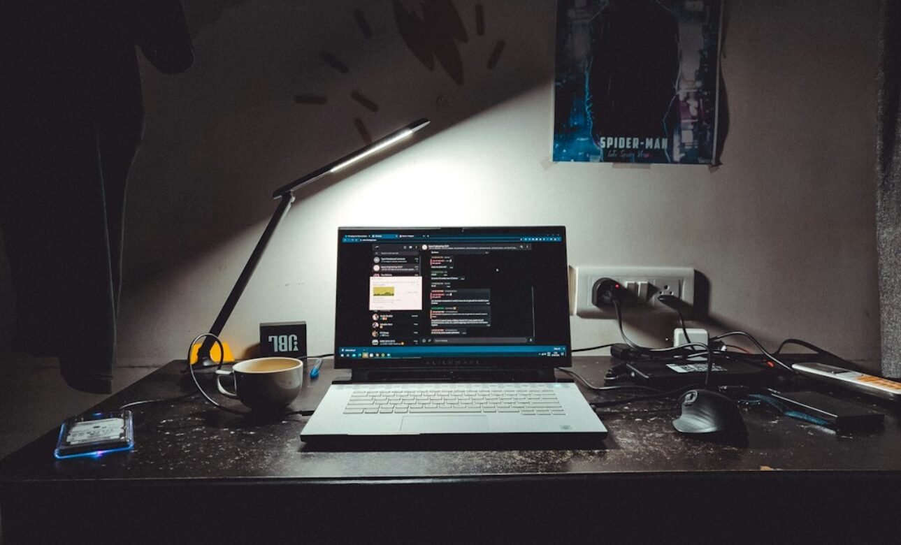 Website Designing with AI: Build Stunning Sites Without Coding Stress