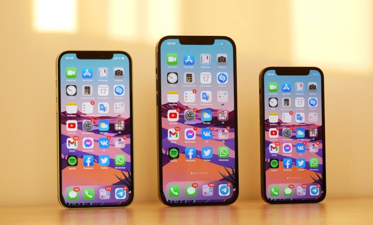 iOS vs Android: Which Should You Build First for Your Startup?