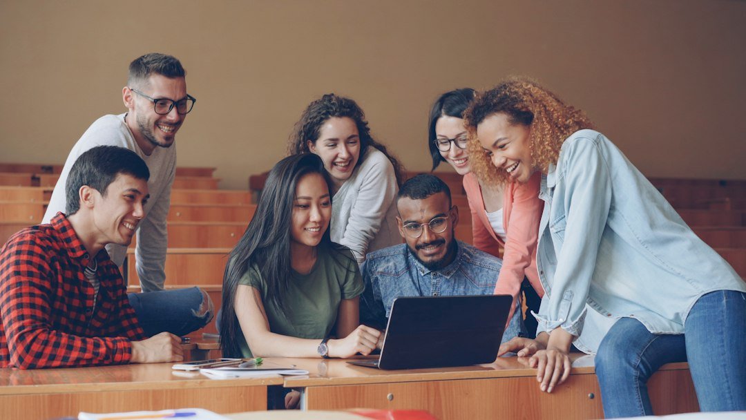 What Makes a Great Student Experience? Learning, Support and Growth at TechSwift Academy What Makes a Great Student Experience? Learning, Support and Growth at TechSwift Academy